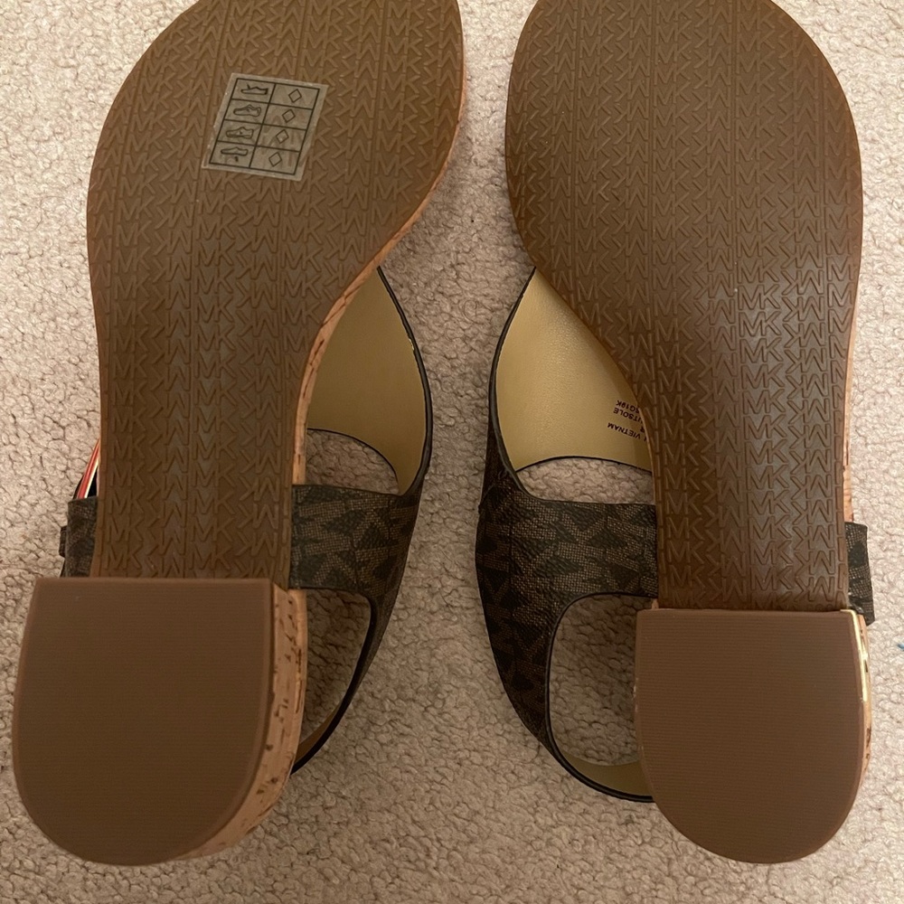 Michael Kors Sandals - Picture 4 of 4